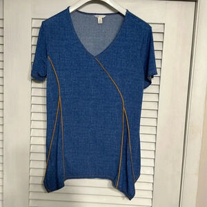 Sexi CATO FASHIONS denim color women’s shirt med vneck short sleeve poly/spandex